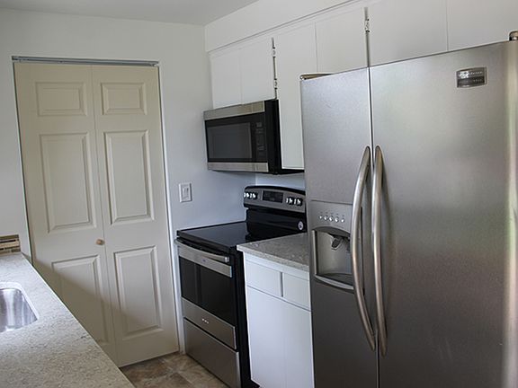 Kitchen/Laundry room door