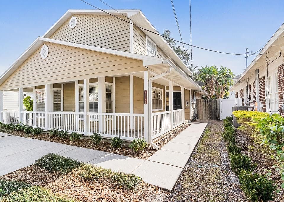 1st image of 3406 W Palmira Ave #D