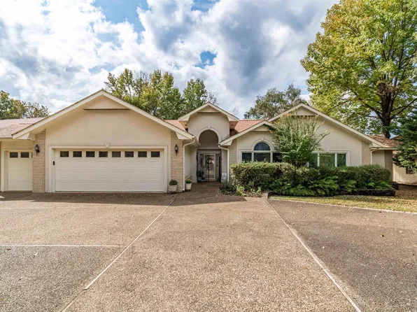 48 Sanchez Way, Hot Springs Village, AR 71909
