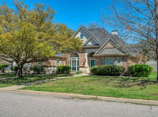 2101 River Crest Cir, Denison, TX 75020