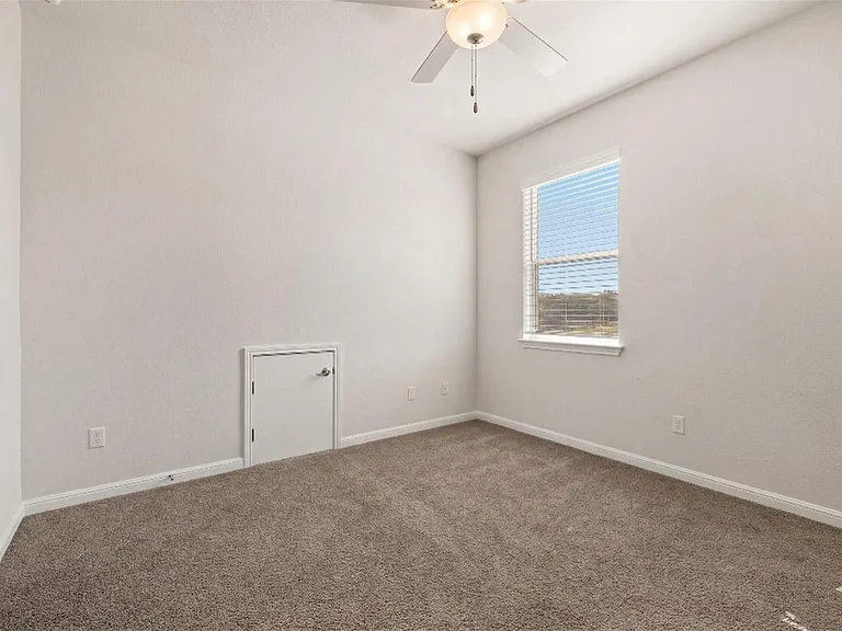 604 Spindrift Ln — Photo 17