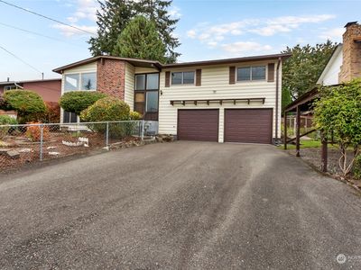 20625 9th Avenue S, Seattle, WA, 98198