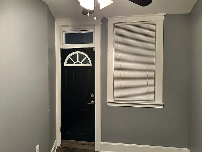 2204 Clifton Ave #1 — Photo 16