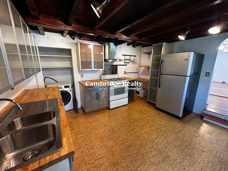 18 Tremont St #2T — Photo 3