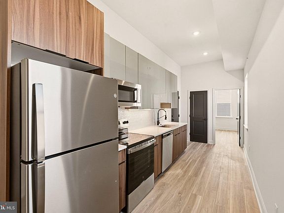 5th image of 1502 N 26th St #3
