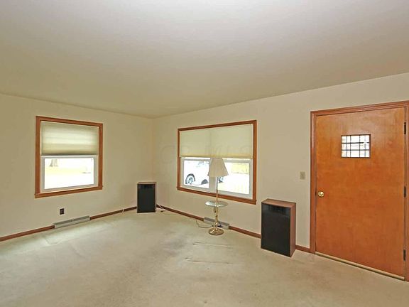 2nd image of 4 Pine St