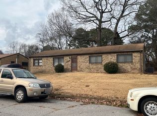 2908 Candlewood Cir, Chesapeake, VA 23324