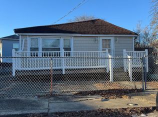8 Shadynook St, Keansburg, NJ 07734