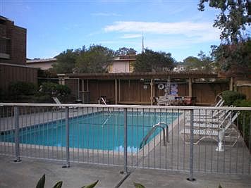 2nd image of 1685 Bayridge Way APT 207