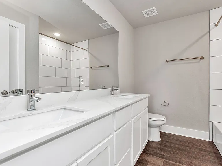 10618 Cascade Creek Dr — Photo 36