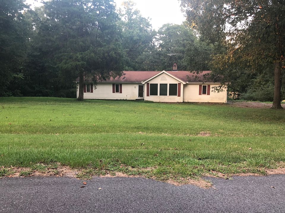 1st image of 114 Lori Dr
