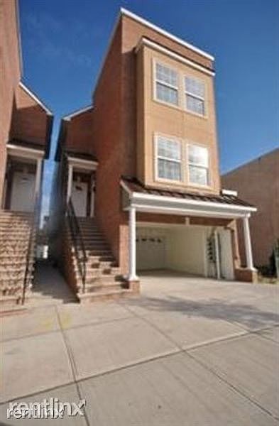 382 ave c apt#3 01