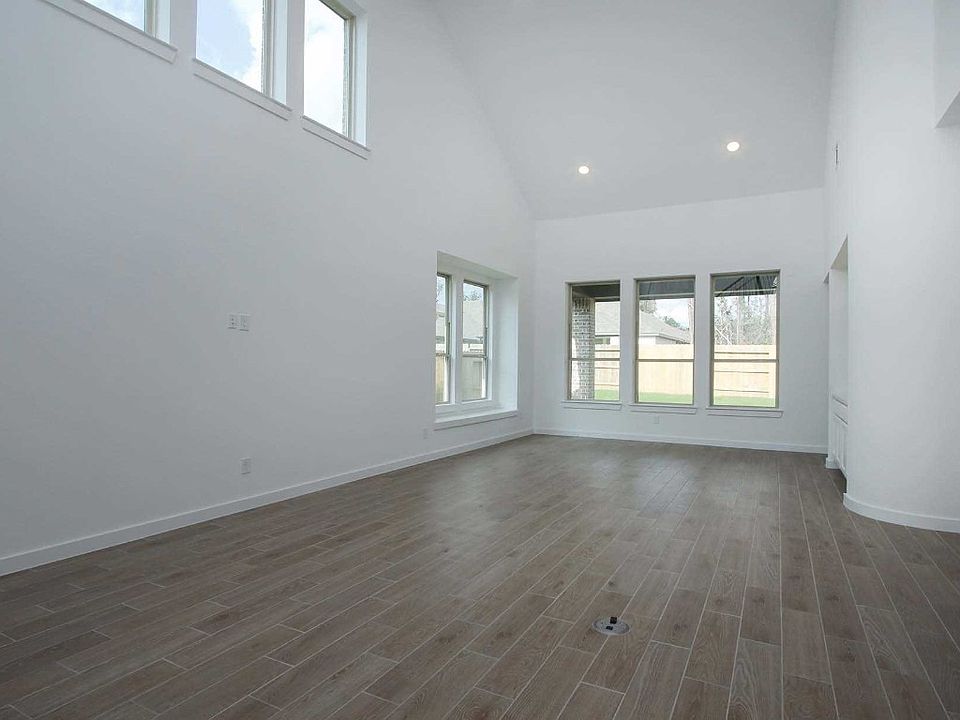 1st image of 1733 Pelham Dr