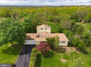 159 Dead Tree Run Rd, Belle Mead, NJ 08502