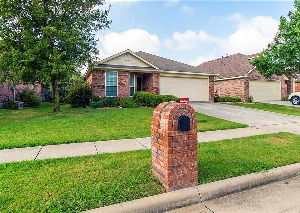 1st image of 2205 Kingsdale Ct