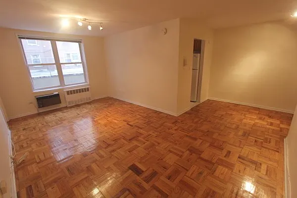 Rented by Hatuka Properties | media 18