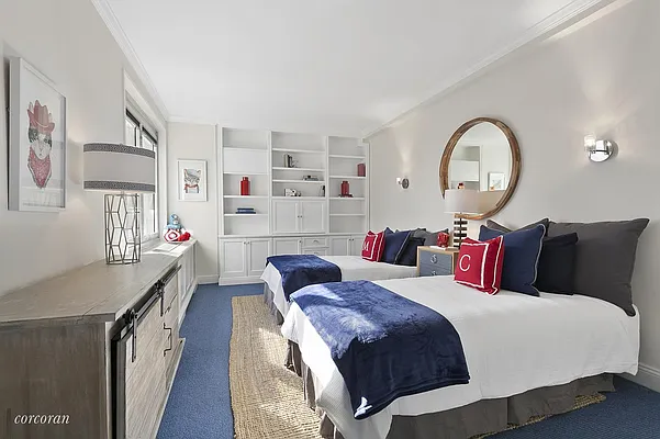 Sold by Corcoran | media 6