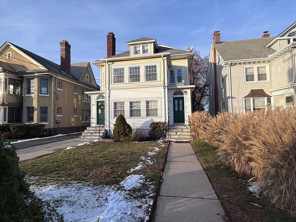 1st image of 786 Farmington Ave #2