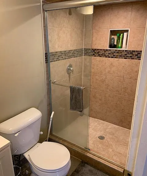 212 E Clifton Ave #31 — Photo 6