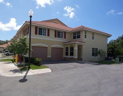 1st image of 758 NE 90th St Unit 514
