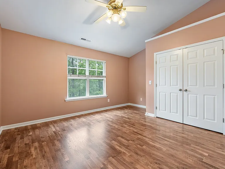 100 Stratford Lakes Dr #160 — Photo 9