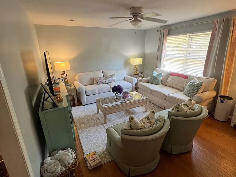 6305 Dixon Dr — Photo 32