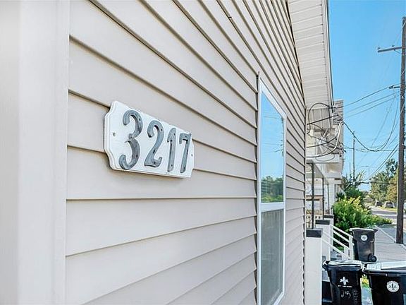 2nd image of 3217 Saint Peter St
