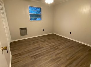 1009 Oak St, Sevierville, TN 37862