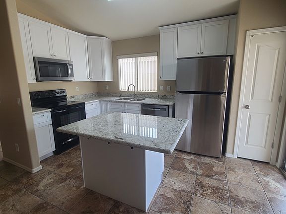 3rd image of 11248 E Cicero St