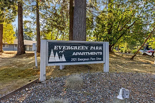 Evergreen Park Apartments in Olympia! Photo 1