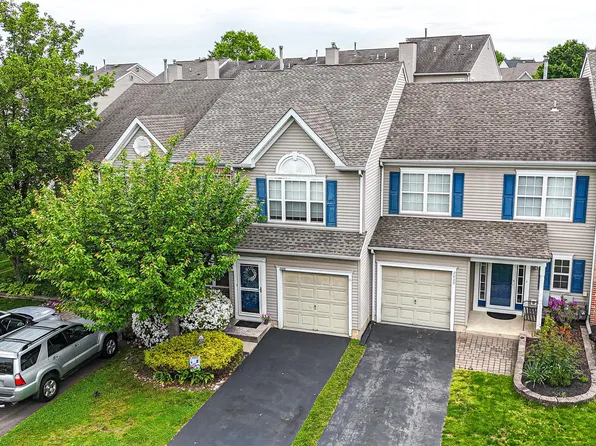 2691 Fallow Hill Ln, Jamison, PA 18929