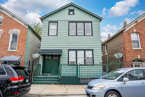 1116 W 19th Pl #2F Photo 1 1116 W 19th Pl #2F Photo 1