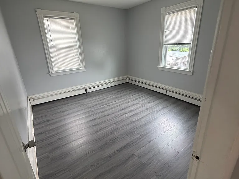 661 Union Ave #1 — Photo 6