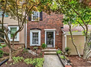 203 Colonial Townes Ct, Cary, NC 27511