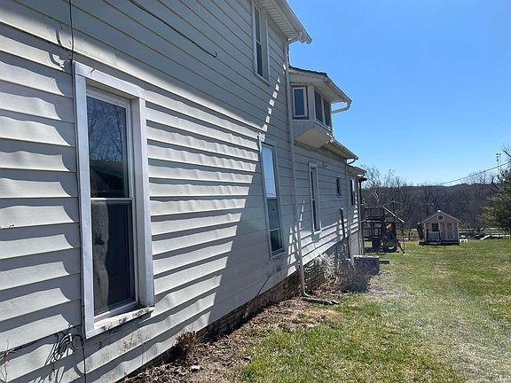 3rd image of 347 E Main St