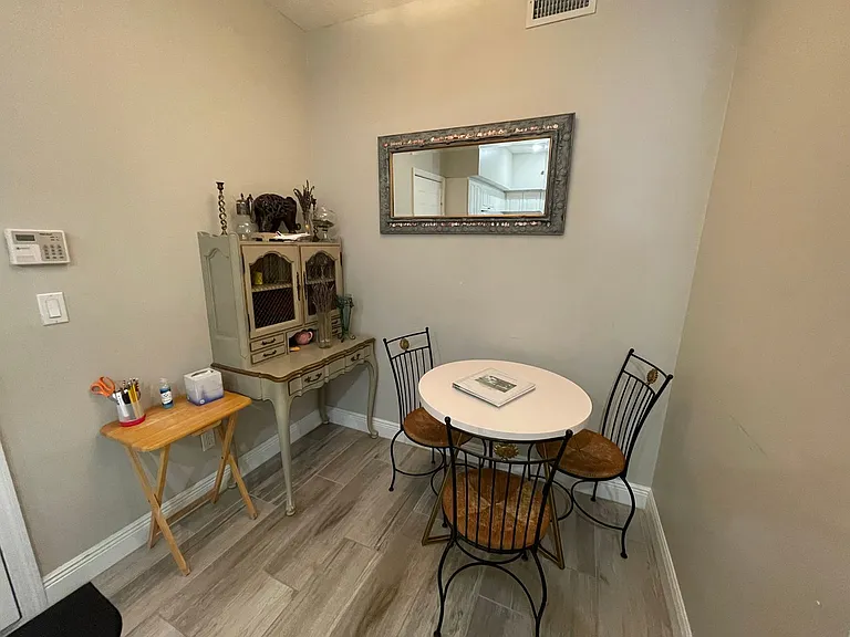 1130 Partridge Cir #102 — Photo 8