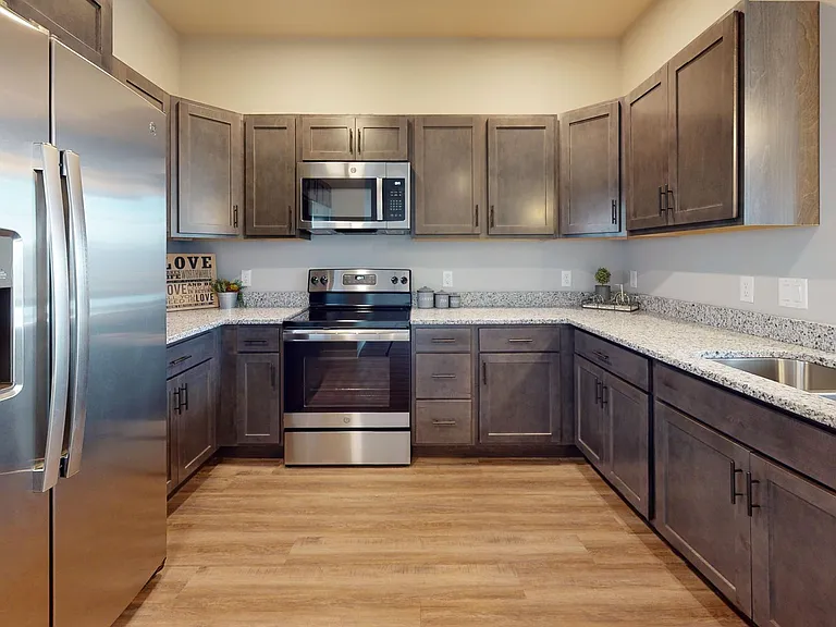 624 Autumn Wood Pkwy — Photo 27