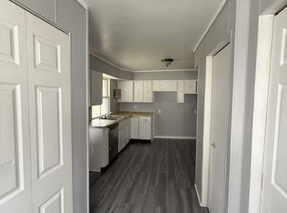 33410 Bentley Ct, Westland, MI 48186