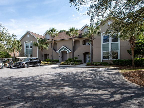 3rd image of 8546 Turnberry Ct #8546
