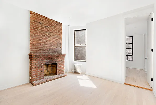 Rented by REAL New York | media 7