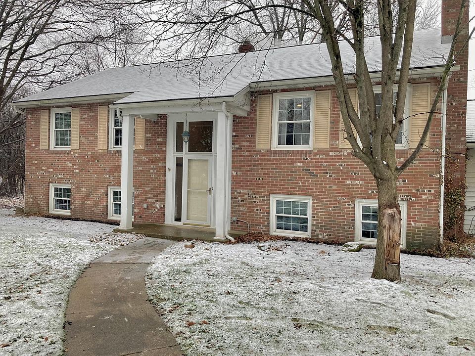 1st image of 97 Trumbull Dr