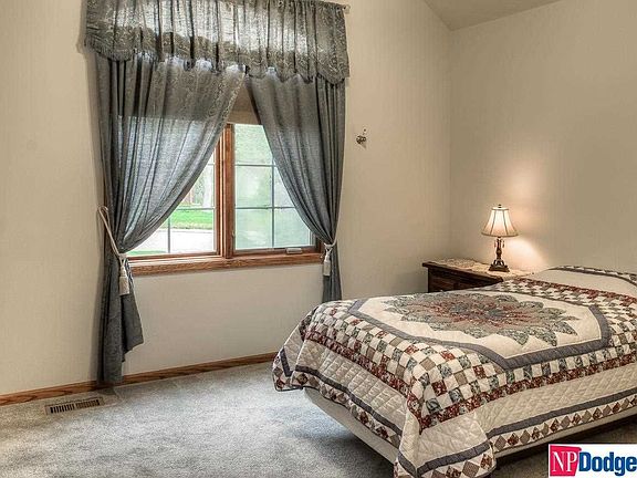 5th image of 3819 Cypress Ct