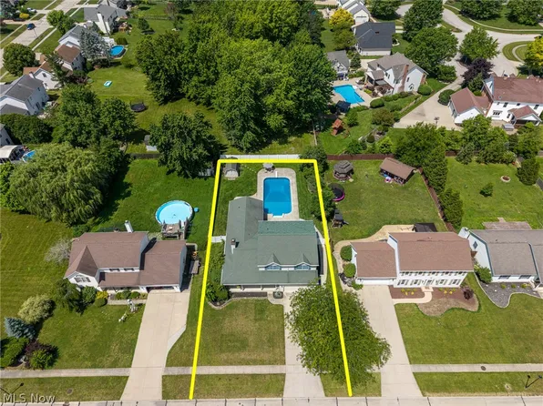 509 William St, Lagrange, OH 44050