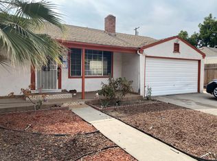 54 E Ashlan Ave, Fresno, CA 93704