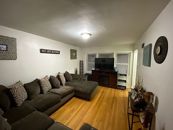 4th image of 1008 Bohland Ave