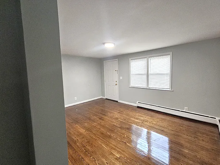 297 N Center St #21 — Photo 2