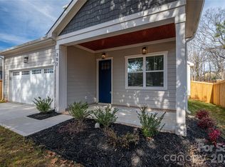 302 Lincoln St, Belmont, NC 28012