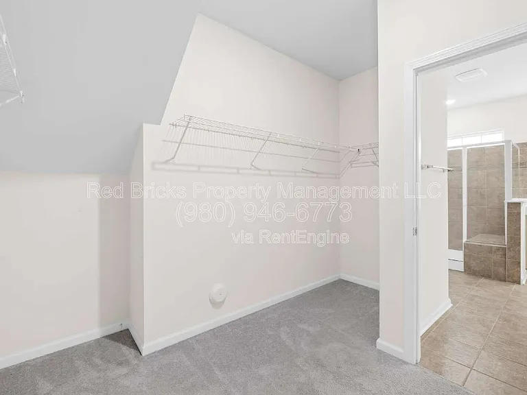 2207 Restina Dr — Photo 18