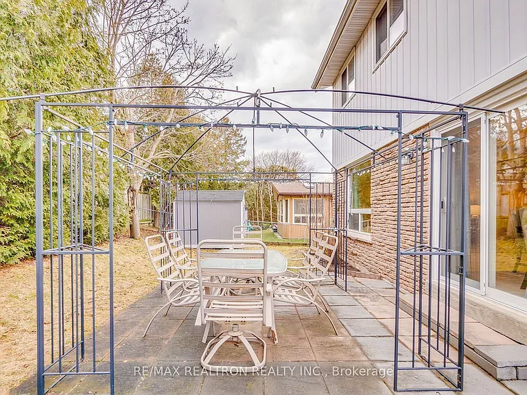 122 Rutledge Ave — Photo 8