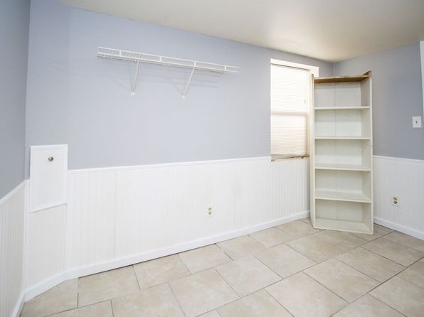 404 N 9th St APT 1
